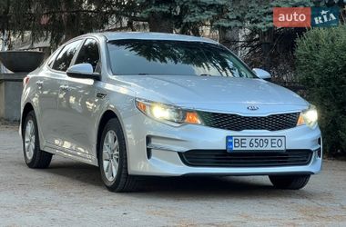 Седан Kia Optima 2017 в Умани