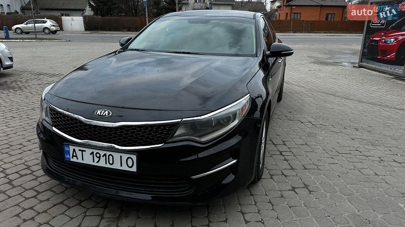 Седан Kia Optima 2016 в Ивано-Франковске