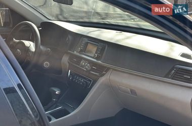 Седан Kia Optima 2016 в Ивано-Франковске