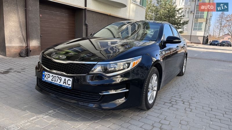 Седан Kia Optima 2017 в Ивано-Франковске