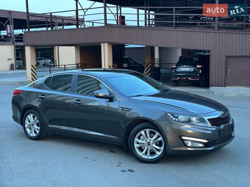 Седан Kia Optima 2012 в Одессе