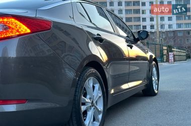 Седан Kia Optima 2012 в Одессе