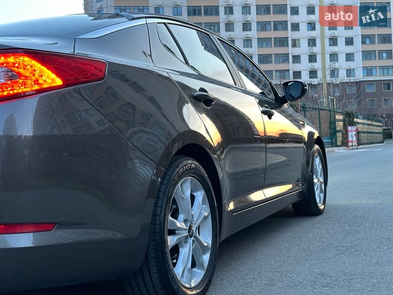Седан Kia Optima 2012 в Одессе