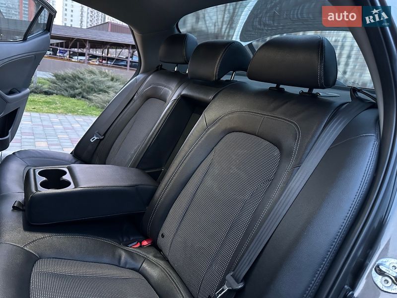 Седан Kia Optima 2012 в Одессе