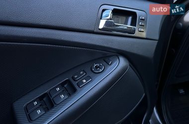Седан Kia Optima 2012 в Одессе