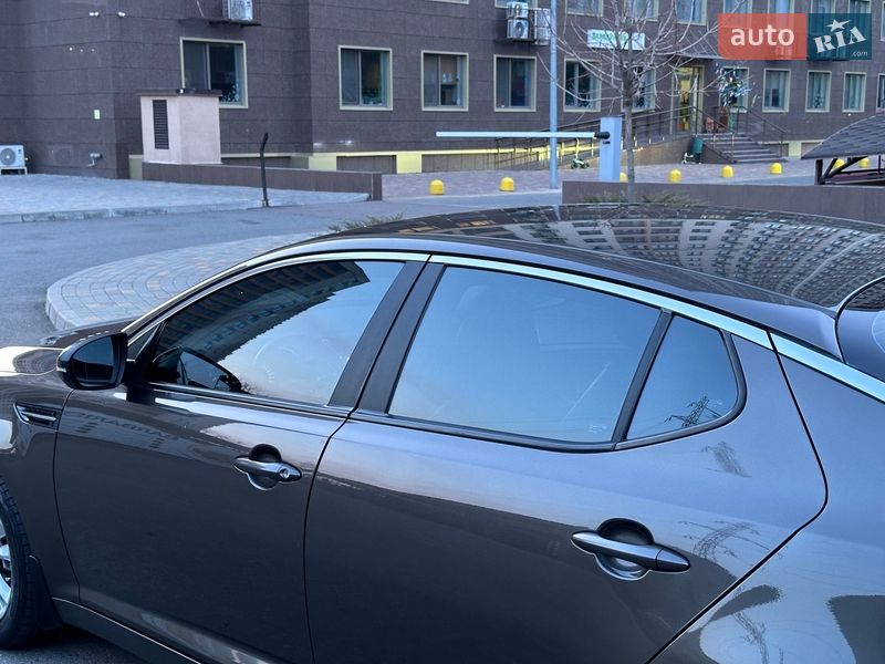 Седан Kia Optima 2012 в Одессе