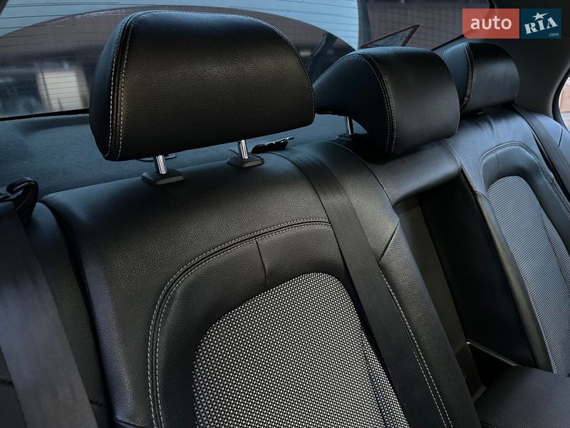 Седан Kia Optima 2012 в Одессе
