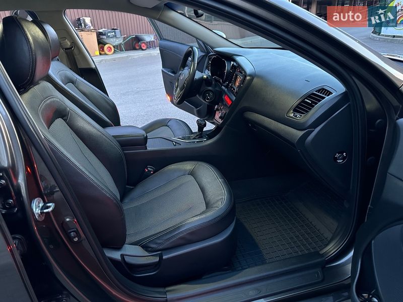 Седан Kia Optima 2012 в Одессе