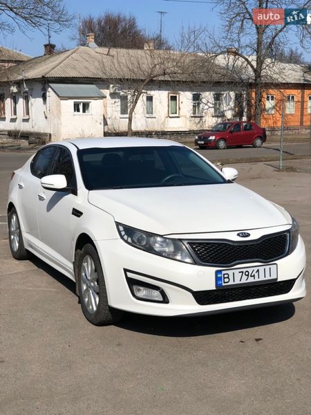 Седан Kia Optima 2015 в Полтаве