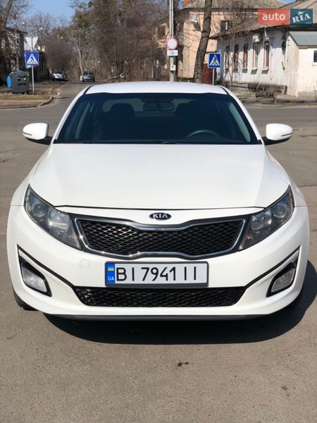 Седан Kia Optima 2015 в Полтаве