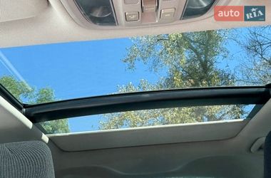 Седан Kia Optima 2016 в Киеве
