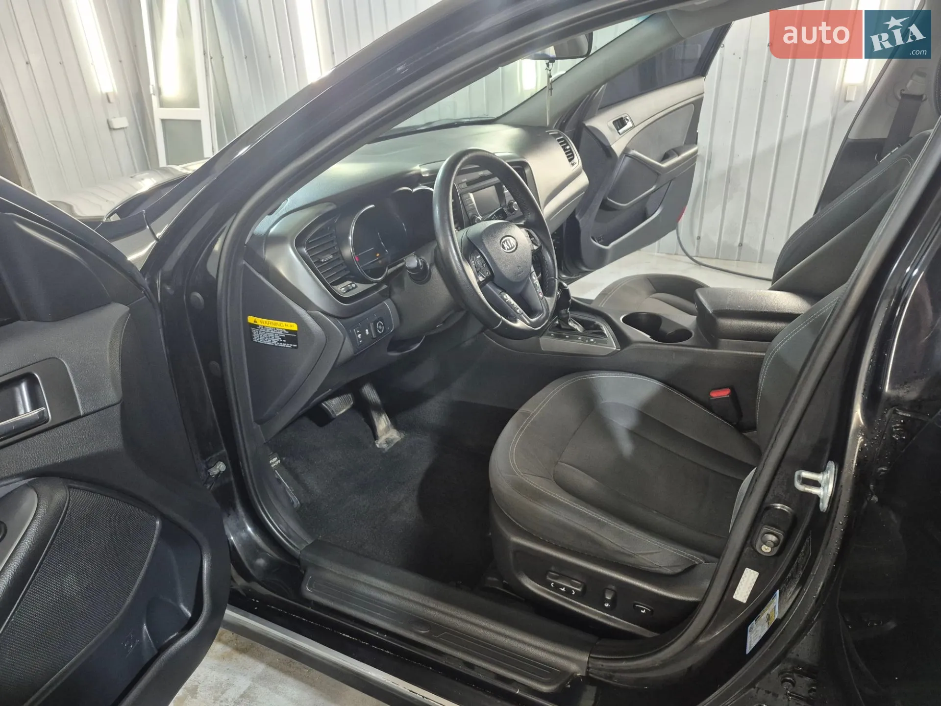 2011 Kia Optima - мініатюра 16