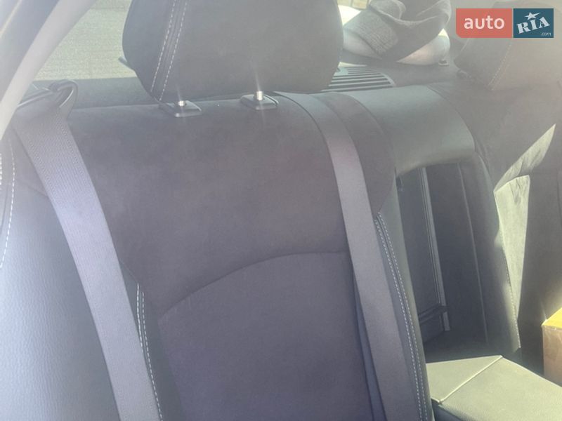 Седан Kia Optima 2013 в Киеве