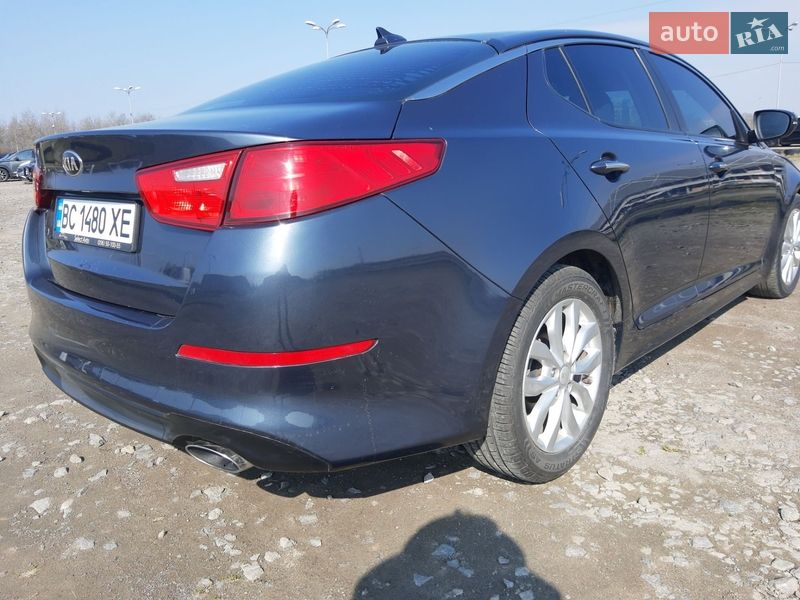 Седан Kia Optima 2015 в Львові