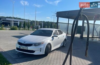 Седан Kia Optima 2016 в Львове