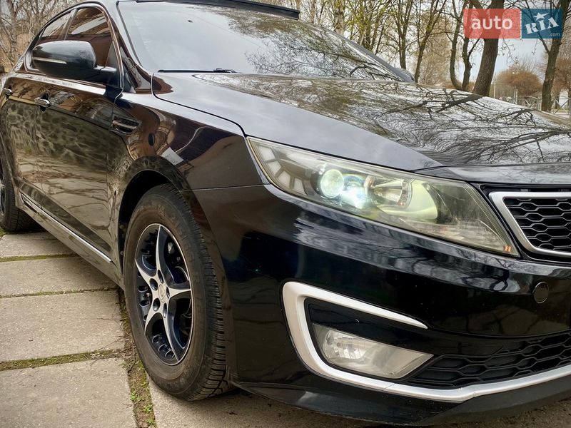 Седан Kia Optima 2013 в Новомиргороде