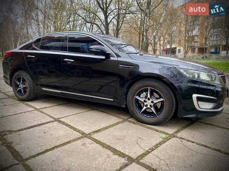 Седан Kia Optima 2013 в Новомиргороде