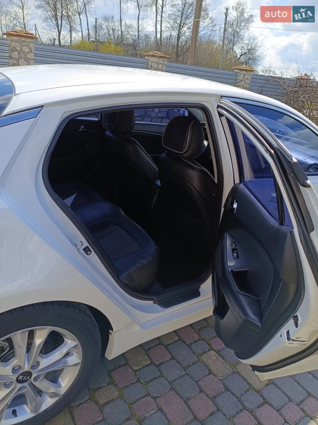 2011 Kia Optima - мініатюра 11
