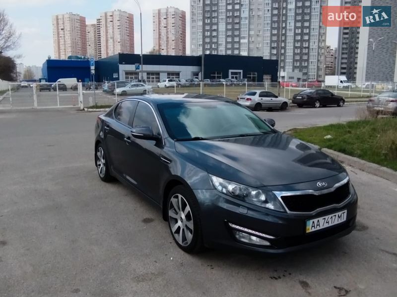 Седан Kia Optima 2013 в Києві