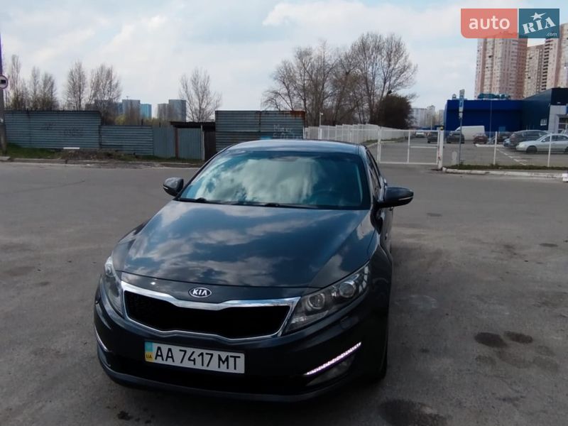 Седан Kia Optima 2013 в Києві