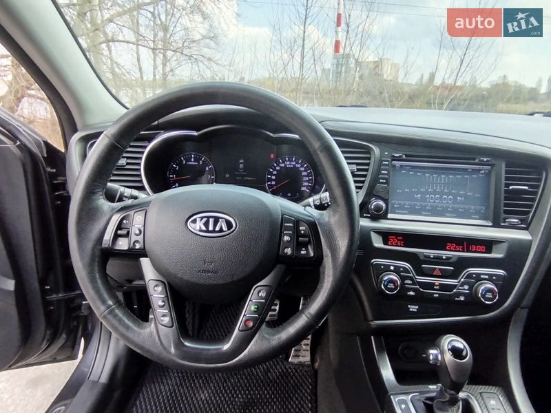Седан Kia Optima 2013 в Києві