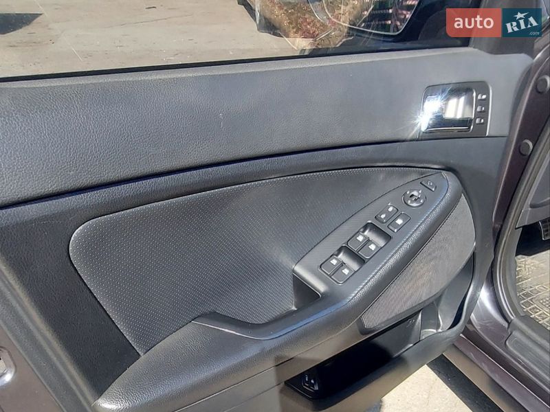 Седан Kia Optima 2013 в Києві фото 12 Седан Kia Optima 2013 в Києві