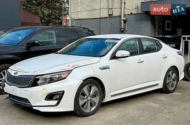 Седан Kia Optima 2015 в Львове