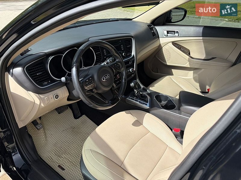 Седан Kia Optima 2014 в Черновцах