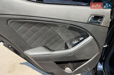 Седан Kia Optima 2014 в Днепре