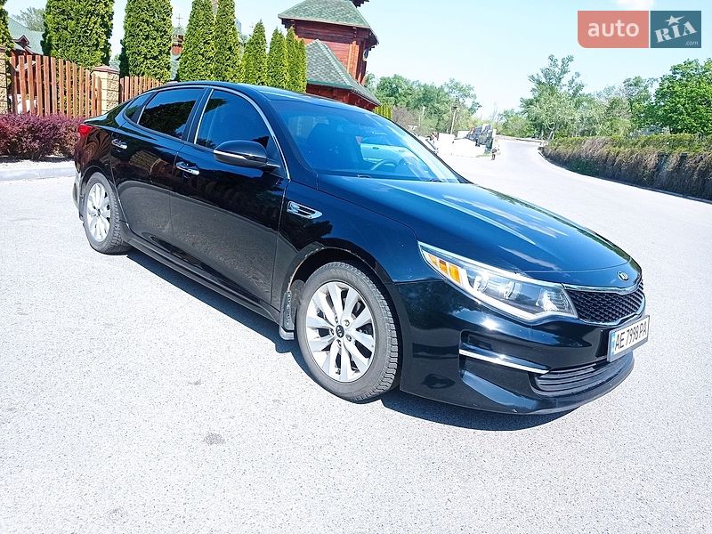 Седан Kia Optima 2018 в Днепре