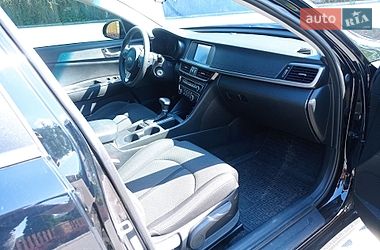 Седан Kia Optima 2018 в Днепре