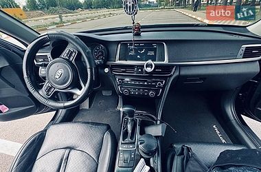 Седан Kia Optima 2016 в Києві