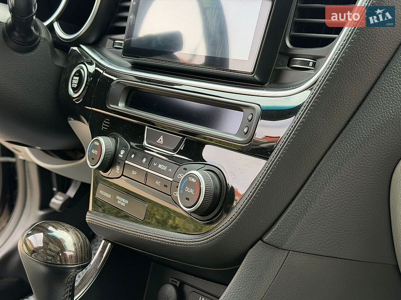 Седан Kia Optima 2014 в Одессе