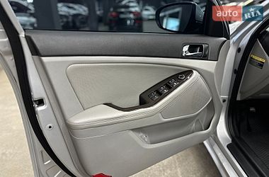Седан Kia Optima 2014 в Харкові