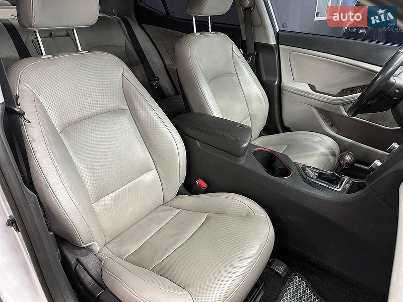 Седан Kia Optima 2014 в Харкові