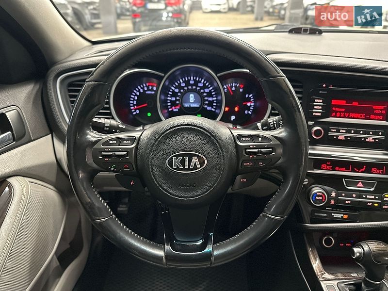 Седан Kia Optima 2014 в Харкові