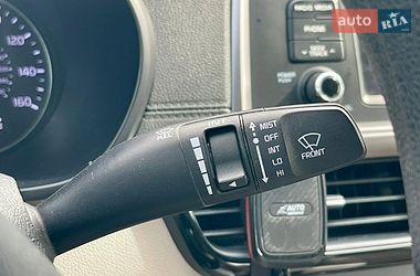Седан Kia Optima 2016 в Киеве