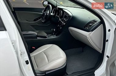 Седан Kia Optima 2014 в Киеве