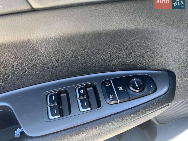 Седан Kia Optima 2018 в Львове