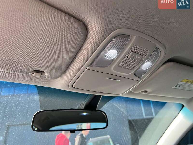 Седан Kia Optima 2018 в Львове