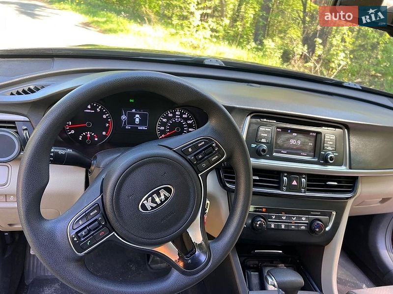 Седан Kia Optima 2016 в Нетішині