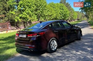 Седан Kia Optima 2016 в Нетішині