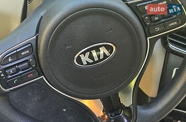 Седан Kia Optima 2016 в Нетішині