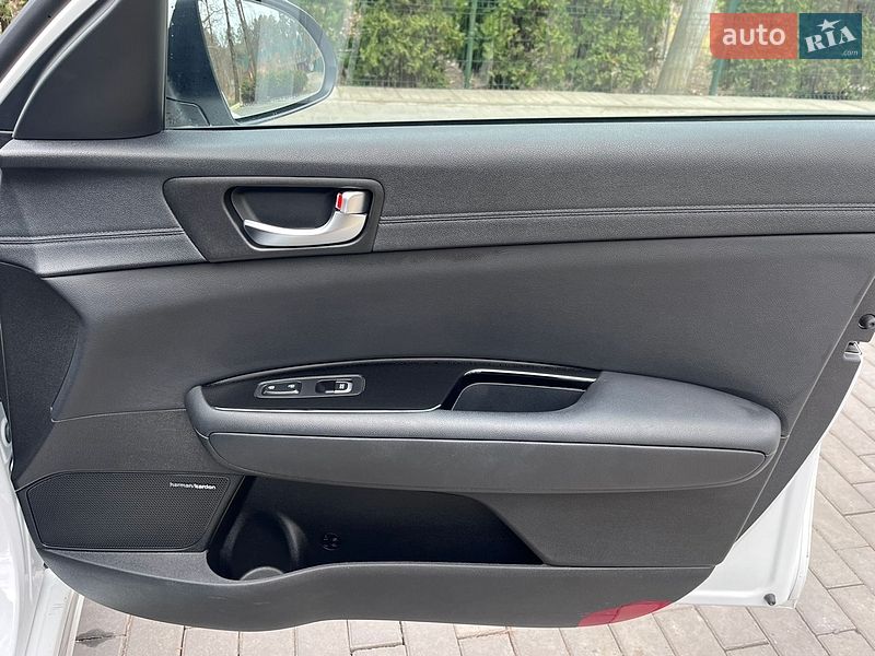 Седан Kia Optima 2018 в Шепетівці