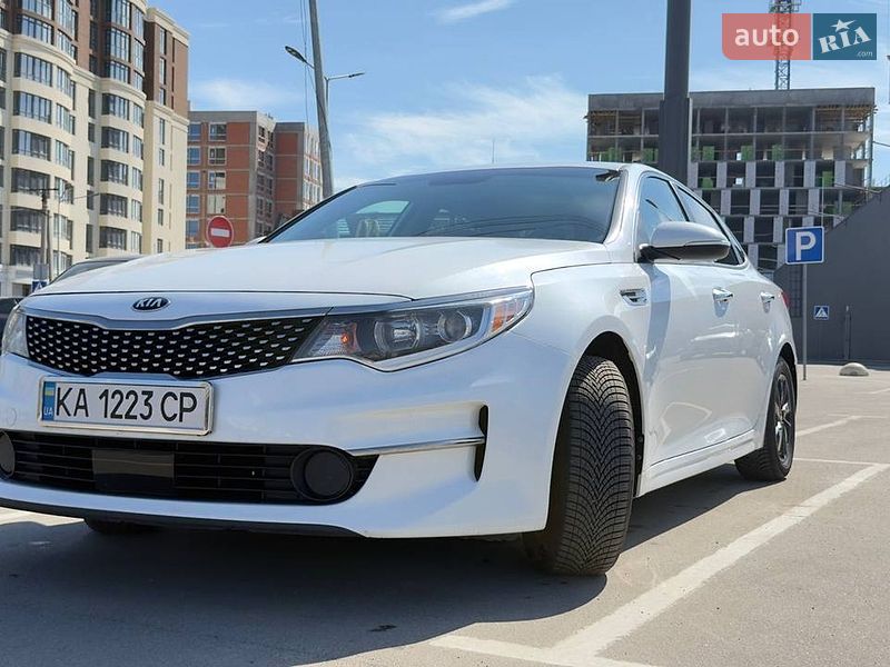 Седан Kia Optima 2016 в Києві