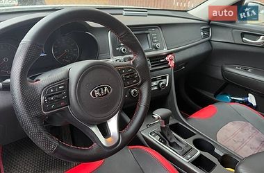 Седан Kia Optima 2016 в Києві