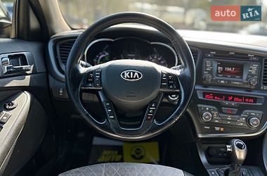 Седан Kia Optima 2013 в Львові