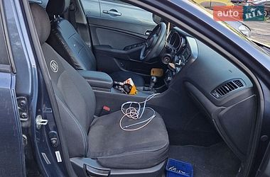 Седан Kia Optima 2014 в Львове