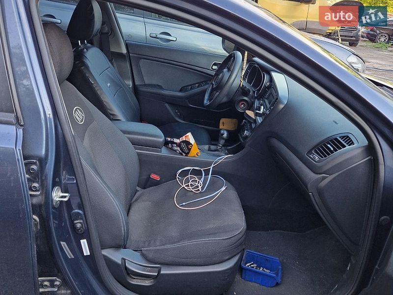 Седан Kia Optima 2014 в Львове