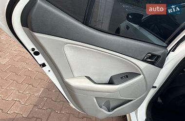 Седан Kia Optima 2013 в Києві фото 27 Седан Kia Optima 2013 в Києві